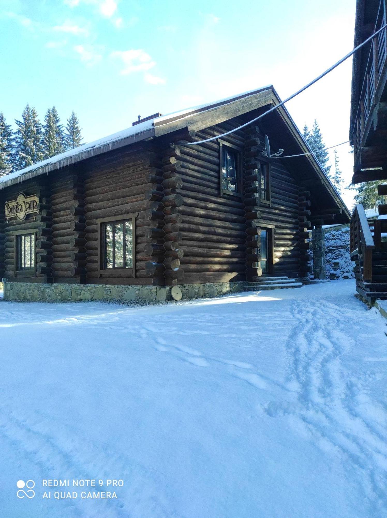 Tatova Hata Iablunîțea Exterior foto